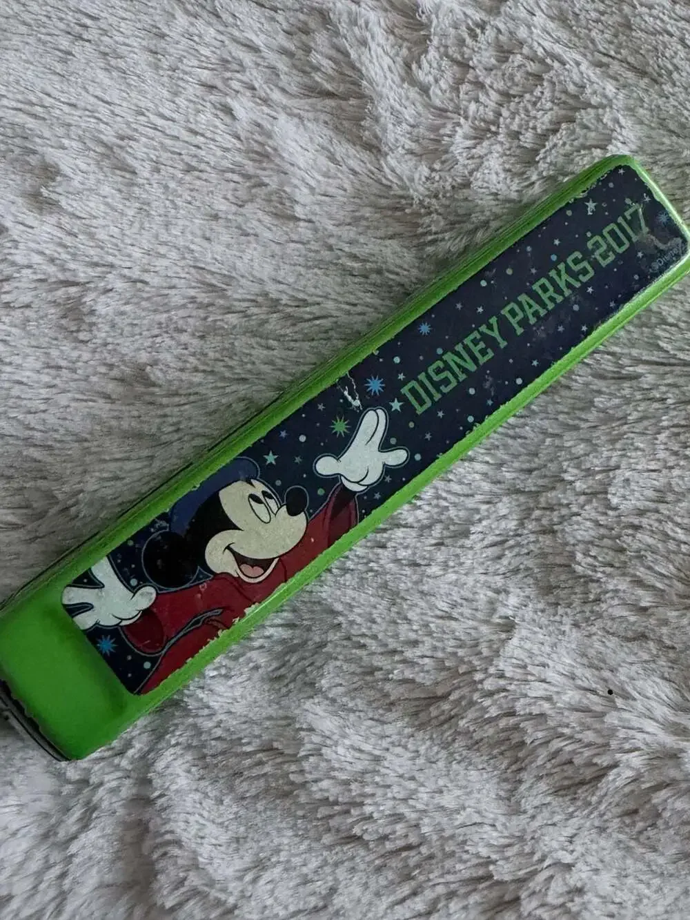 Matchbox Disney Parks 2017 Sorcerer Mickey Mouse Motor Coach Industries Diecast